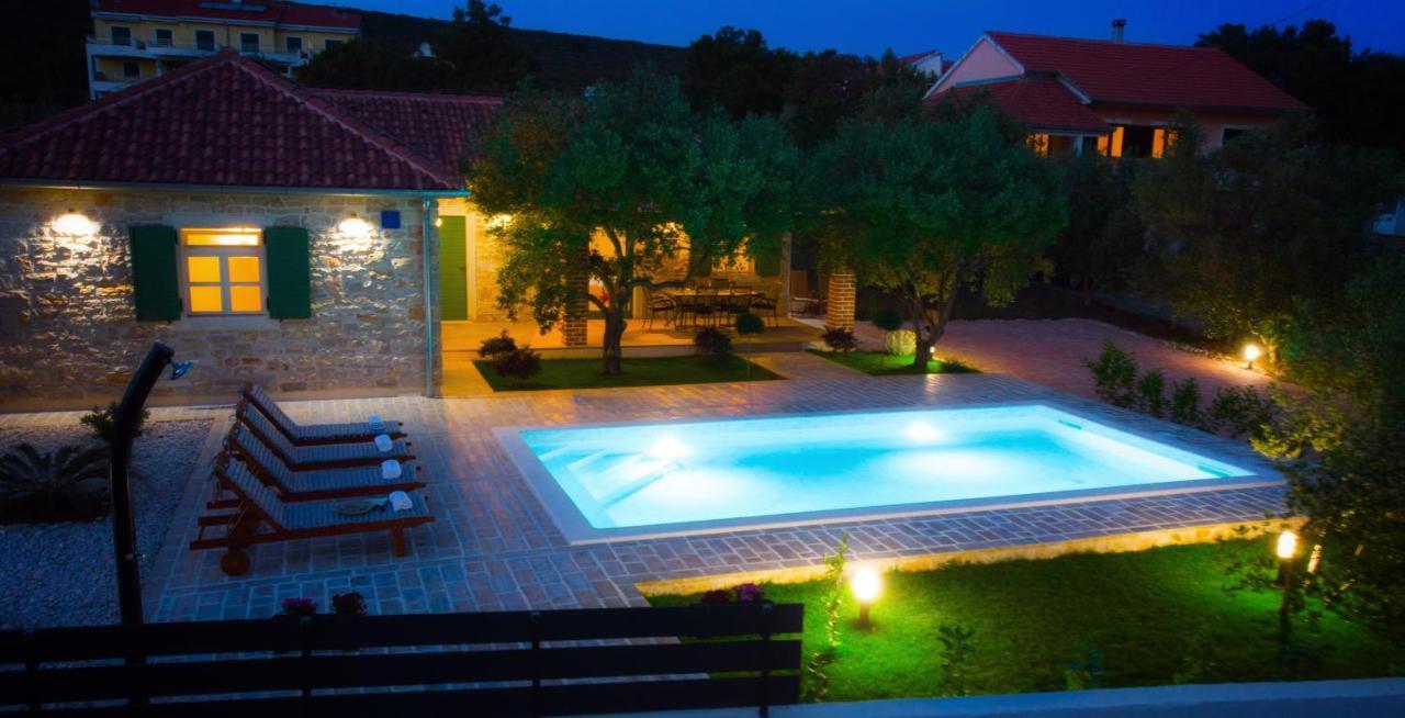 Vacation Home Mate Ceko Sukošan Esterno foto