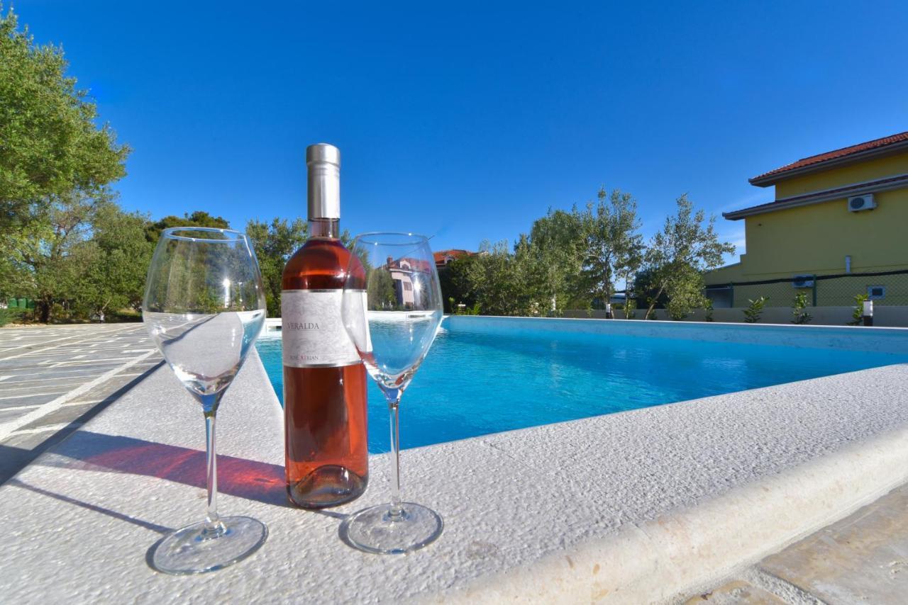 Vacation Home Mate Ceko Sukošan Esterno foto
