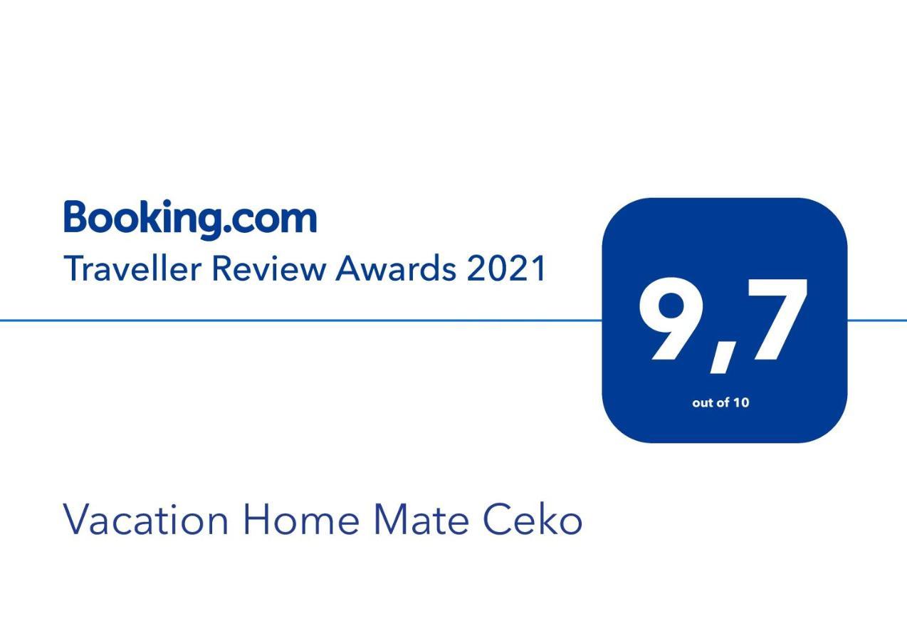 Vacation Home Mate Ceko Sukošan Esterno foto
